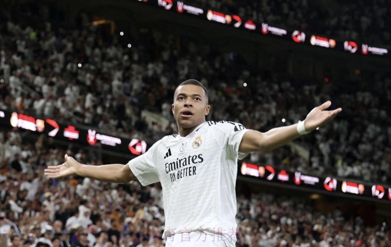 感动！27岁姆巴佩做“SIU”庆祝动作致敬C罗：他是榜样+皇马GOAT